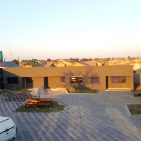 Choma Legends Executive Lodge מראה חיצוני תמונה