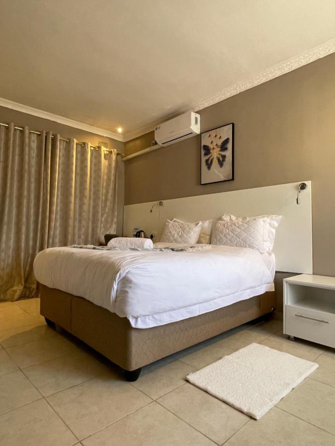 Choma Legends Executive Lodge מראה חיצוני תמונה